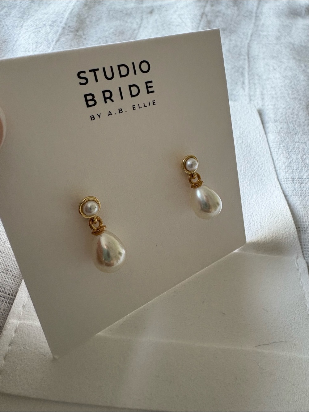 Studio Bride Micro Pearl Drop - Gold